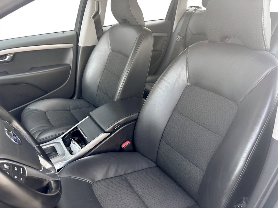 Volvo V70 2016, kuva 4/10