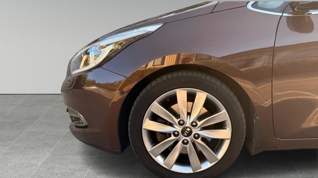 Kia Ceed PANO 2013, kuva 7/10