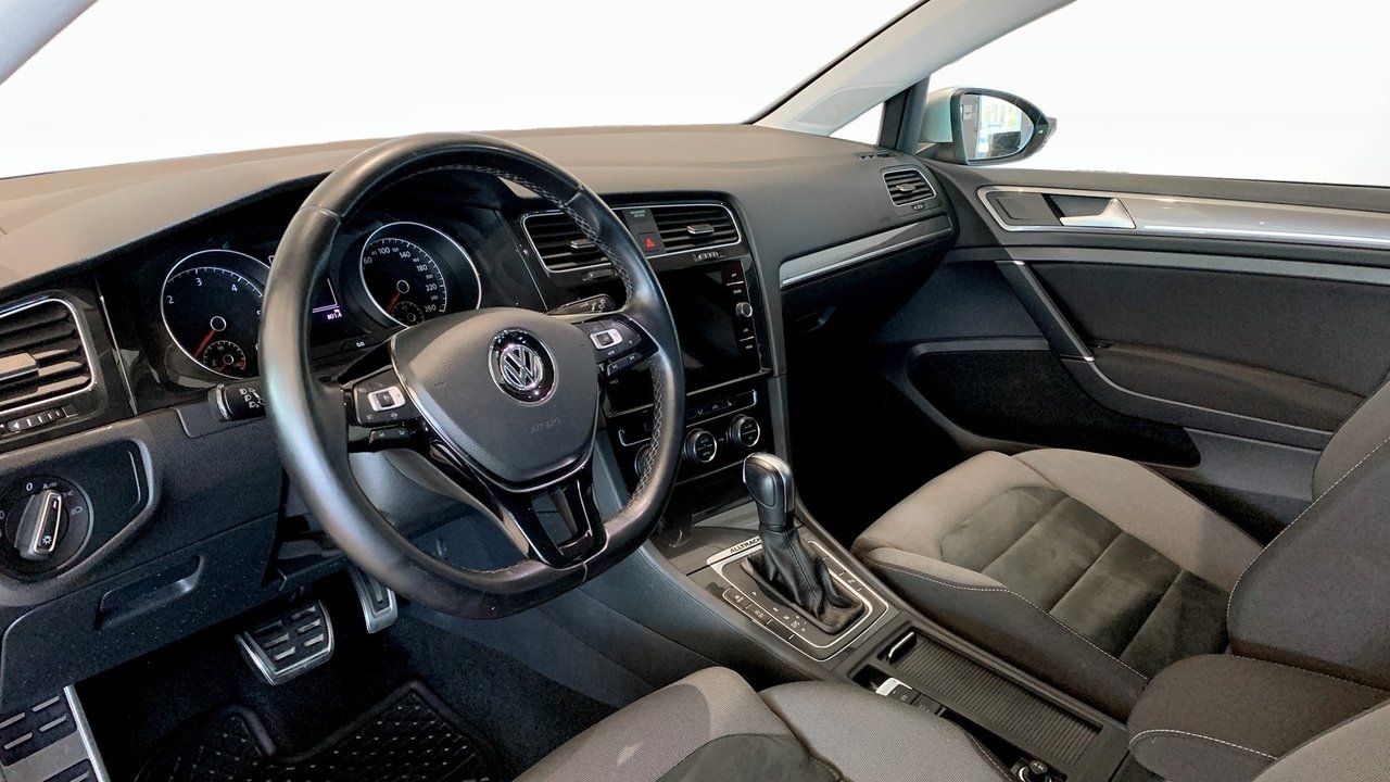 Volkswagen Golf 2.0 TDI DPF SCR 4Motion 2020, bild 7/10