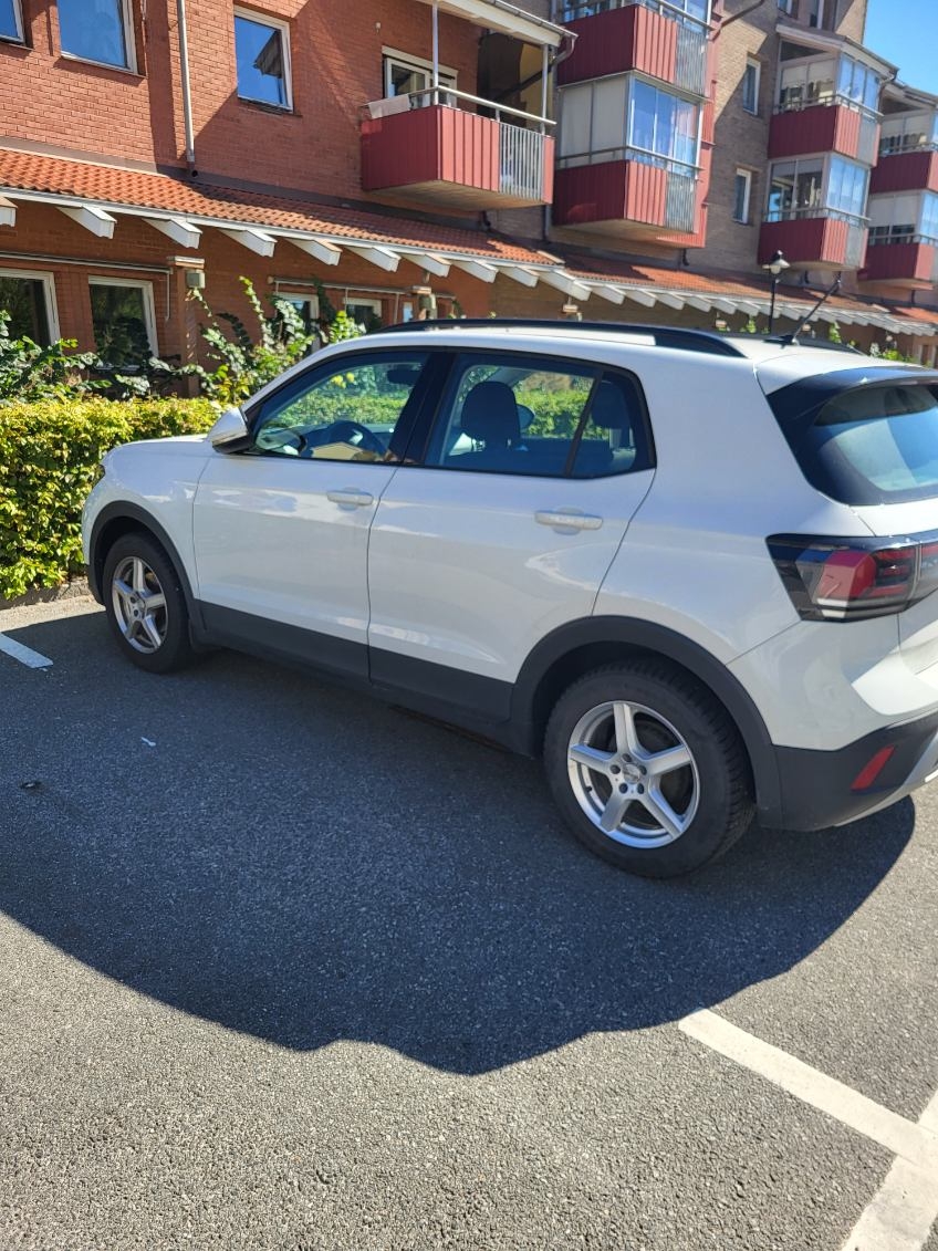Volkswagen T-Cross 1.0 TSI OPF Manuell 2024, kuva 2/6