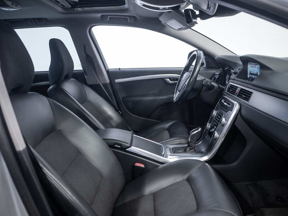 Volvo V70 D4 Momentum 2015, bild 7/9
