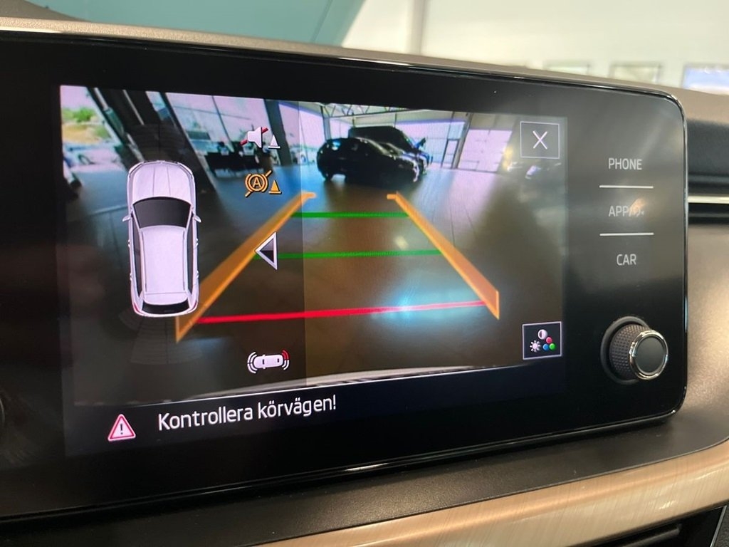 Skoda Kamiq 2023, kuva 7/10