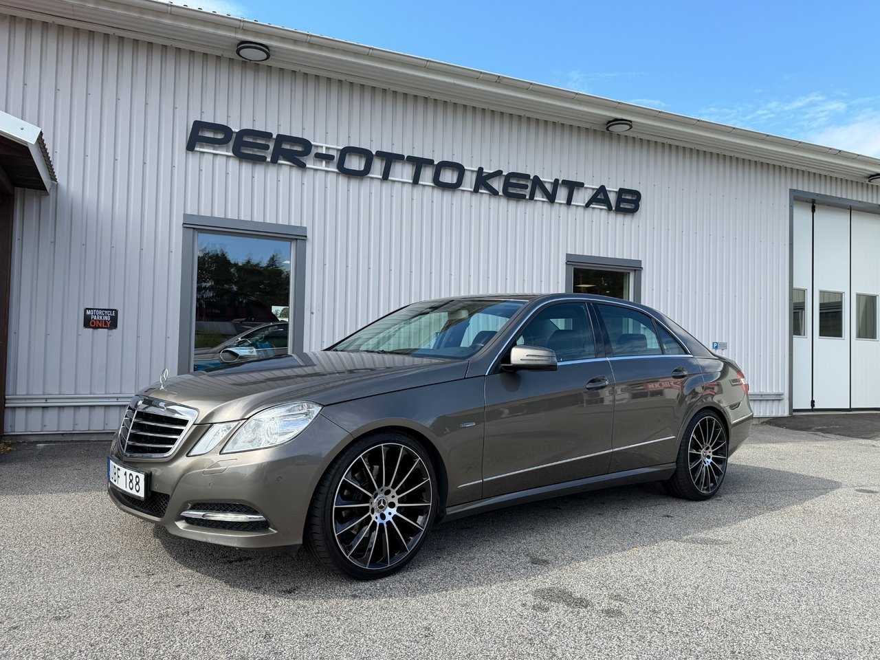 Mercedes-Benz E 2011, bild 2/10