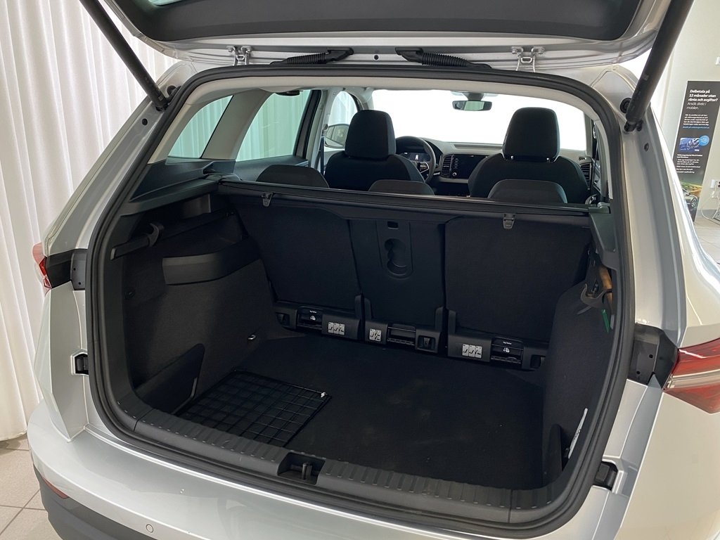 Skoda Karoq SELECTION 1,5 TSI 150 HK 2025, bild 4/10