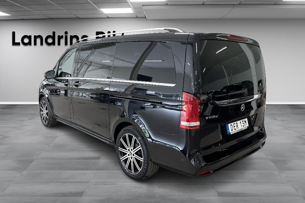Mercedes-Benz V 2024, bild 6/14