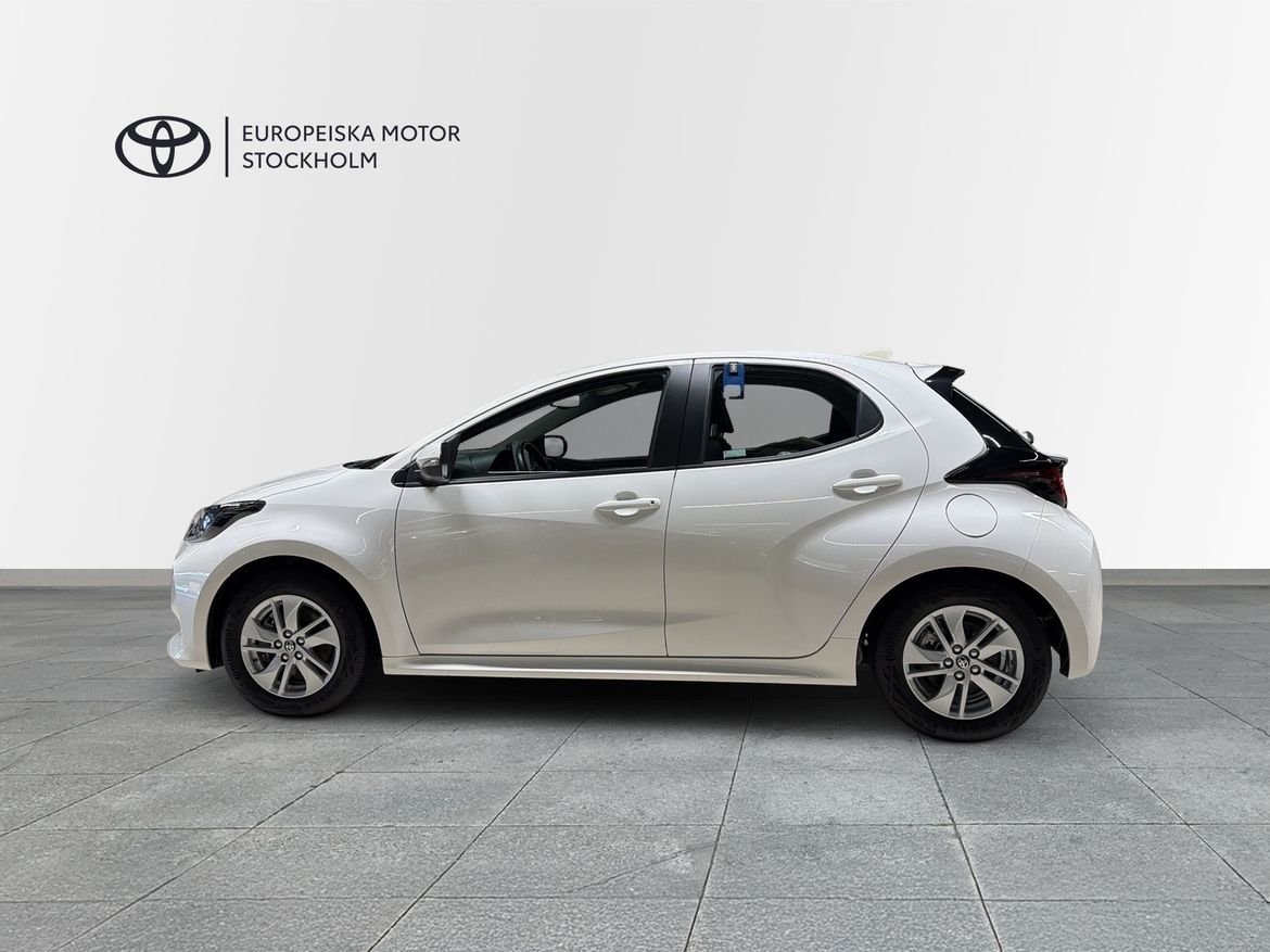 Toyota Yaris 2025, bild 3/13