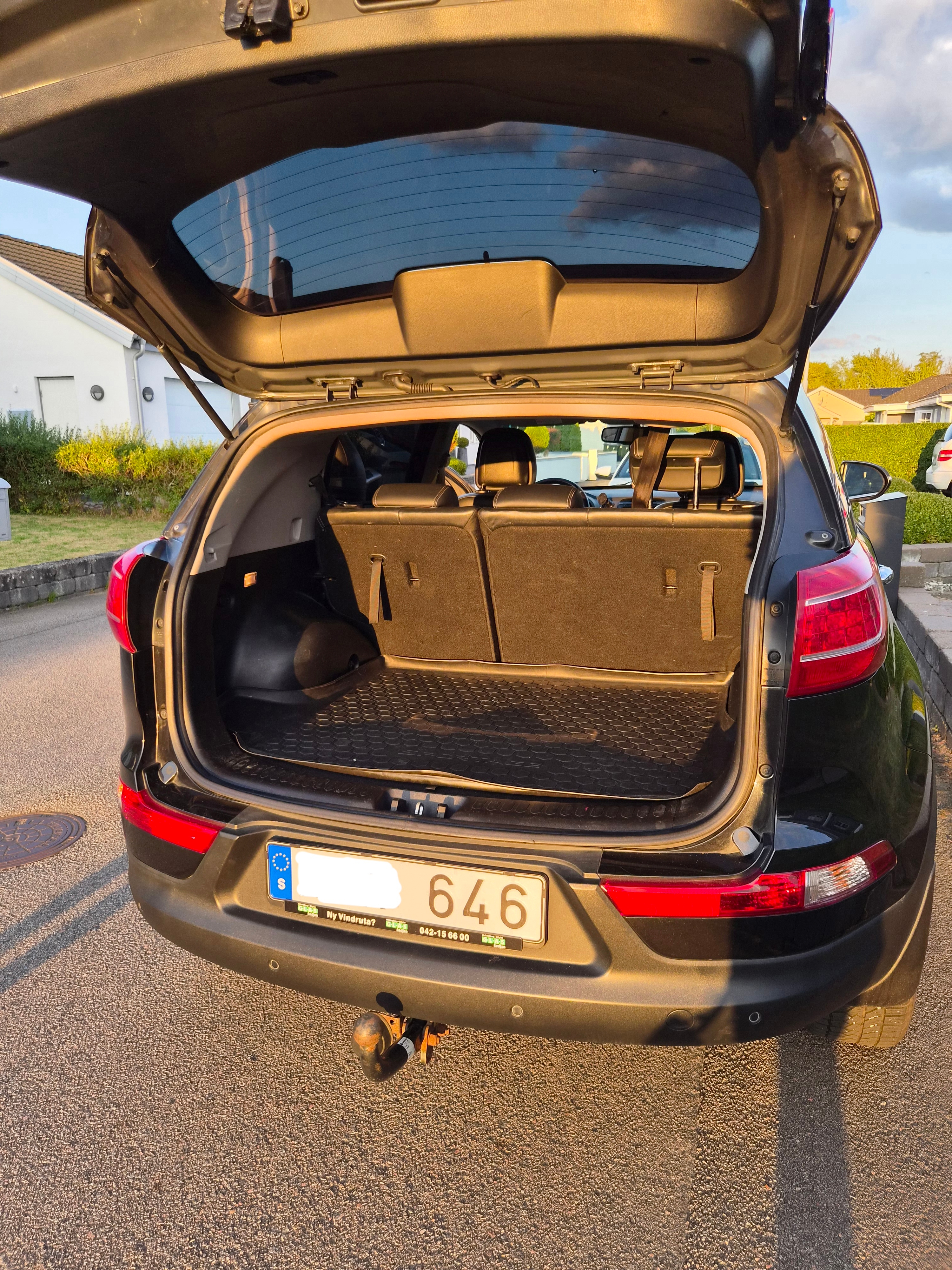 Kia Sportage 1.7 CRDi Manuell 2013, bild 4/4