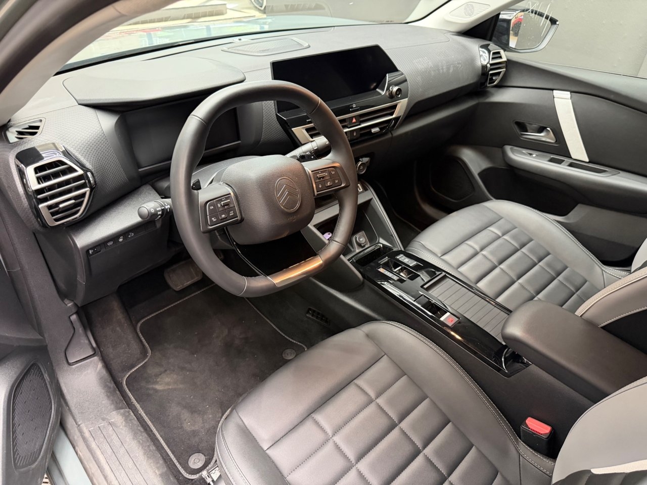 Citroen C4 X X Hybrid 145 e-DSC 2025, bild 6/10