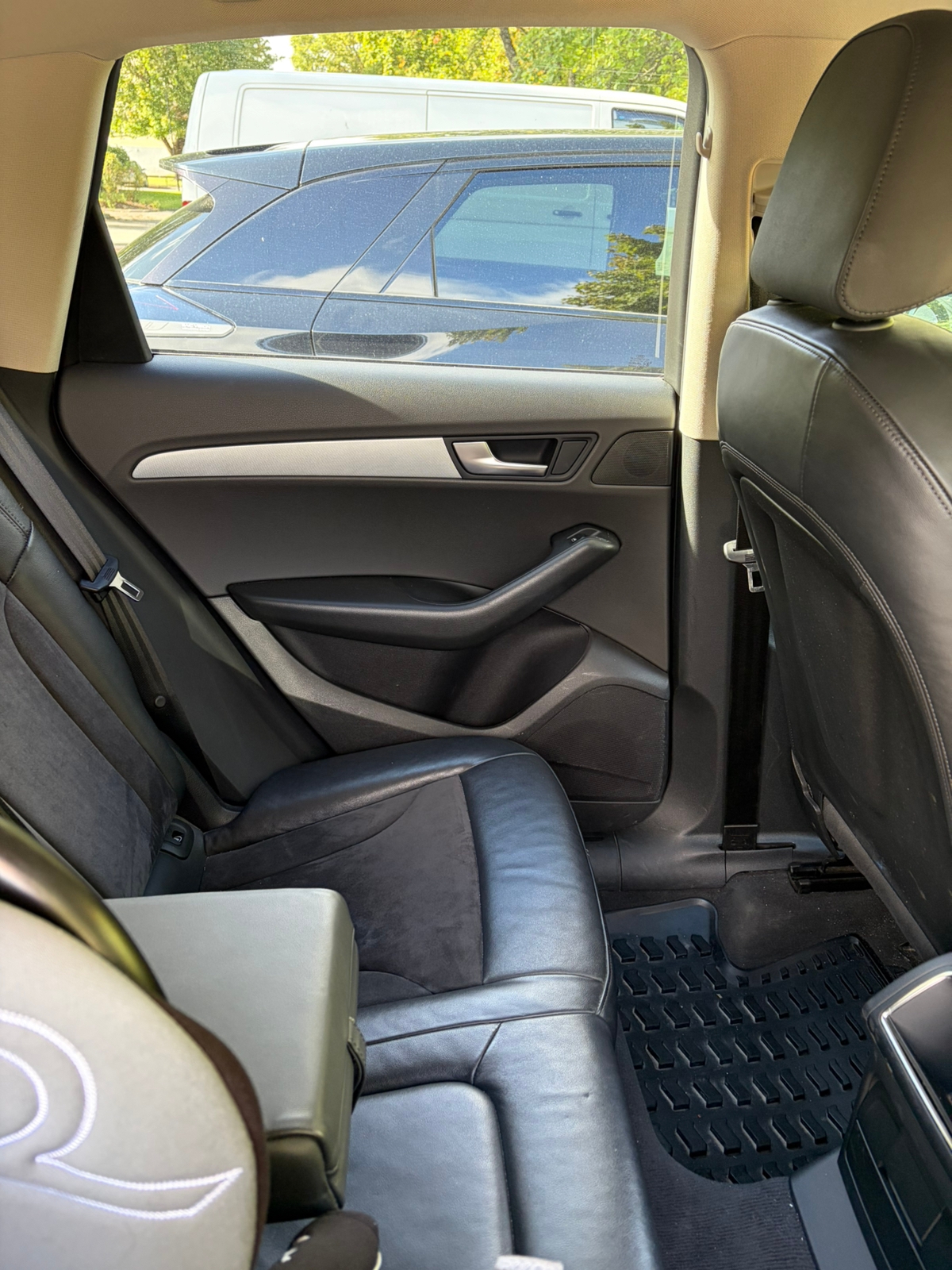 Audi Q5 2.0 TFSI quattro Manuell 2011, bild 4/5