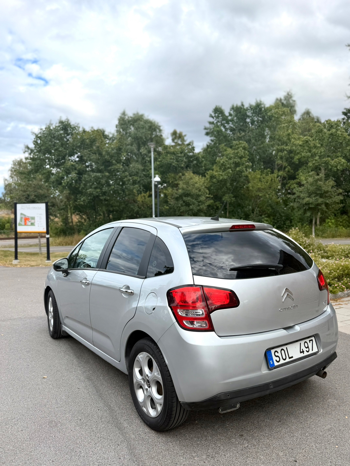 Citroen C3 1.4 HDi 70 Manuell 2012, bild 4/11
