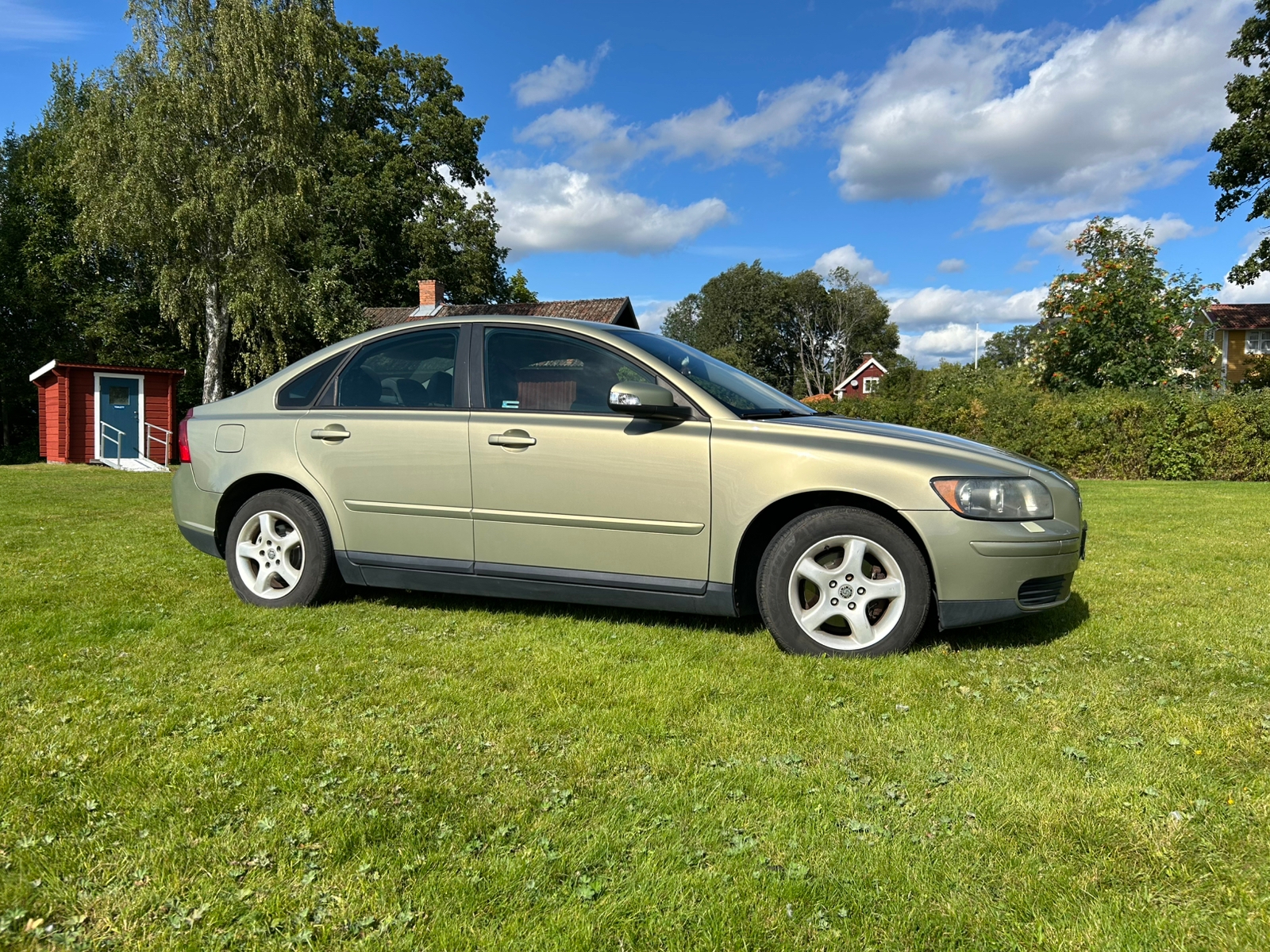 Volvo S40 1.8 Flexifuel Manuell 2008, bild 2/7