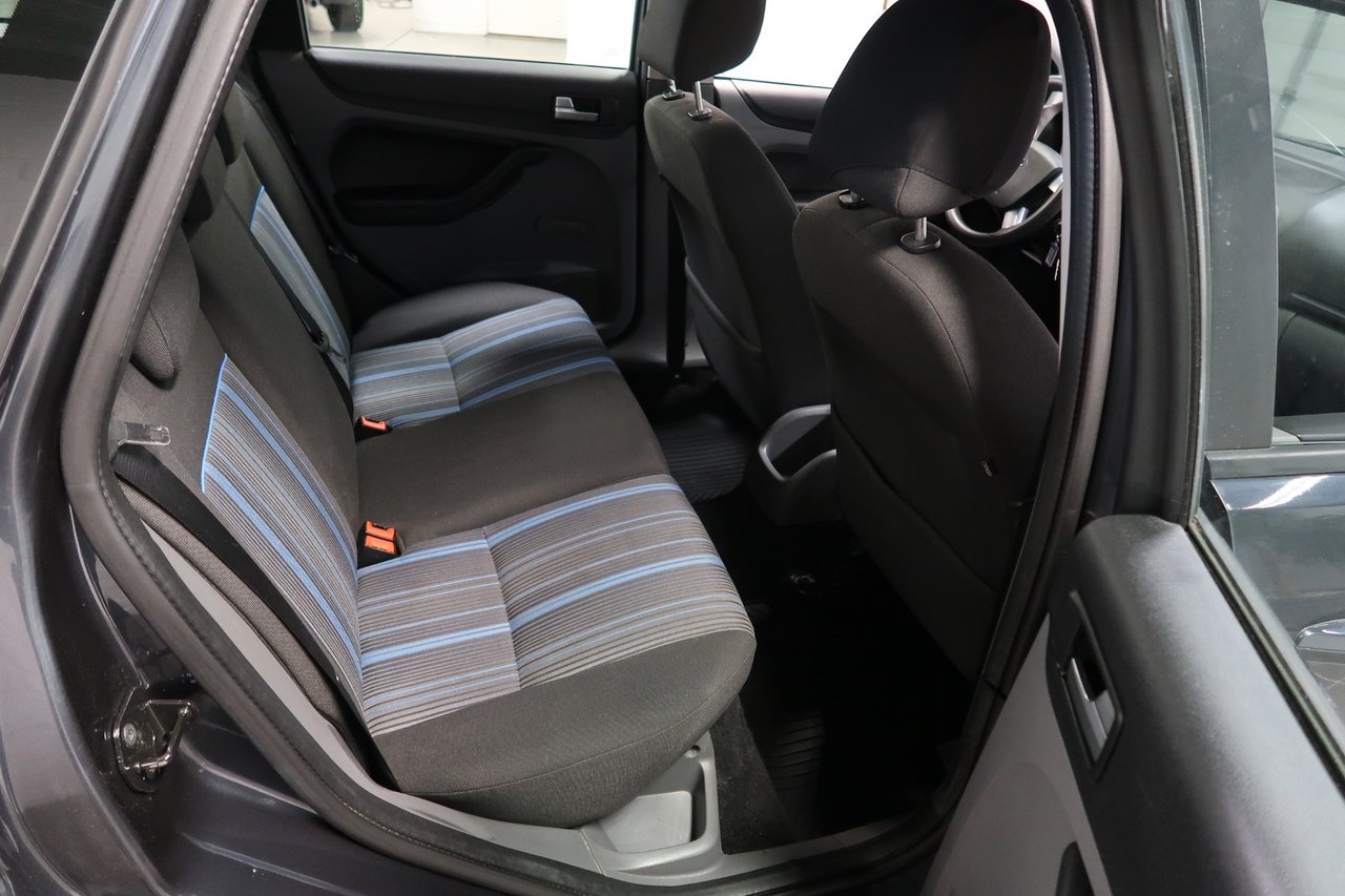 Ford Focus 2009, bild 6/6