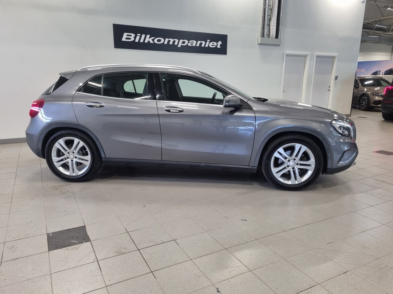 Mercedes-Benz GLA 2016, bild 2/14