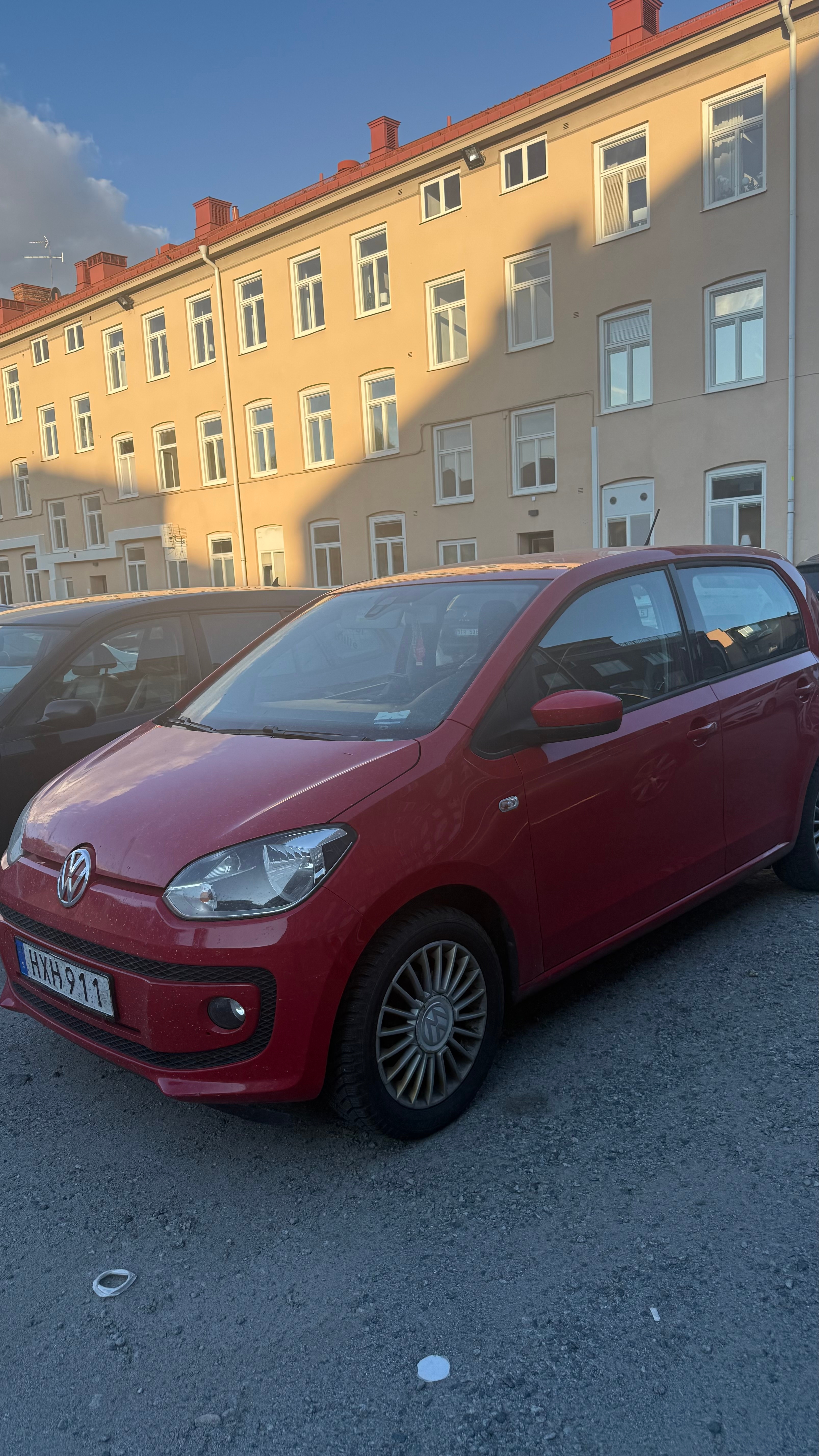 Volkswagen UP! 5-dörrar 1.0 MPI Manuell 2016, bild 2/3