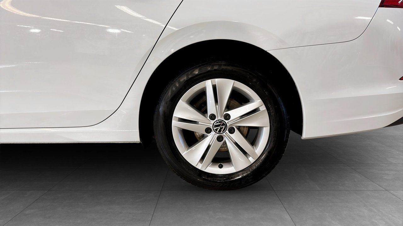 Volkswagen Golf 2022, kuva 6/10