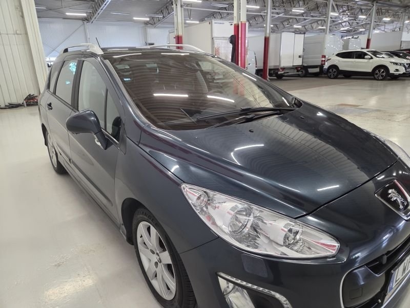 Peugeot 308 1,6 Hdi SW Manell 111 Hk 2011, bild 3/10