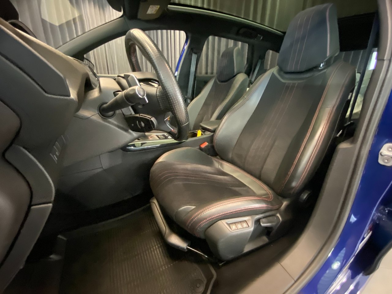 Peugeot 308 2015, bild 7/10