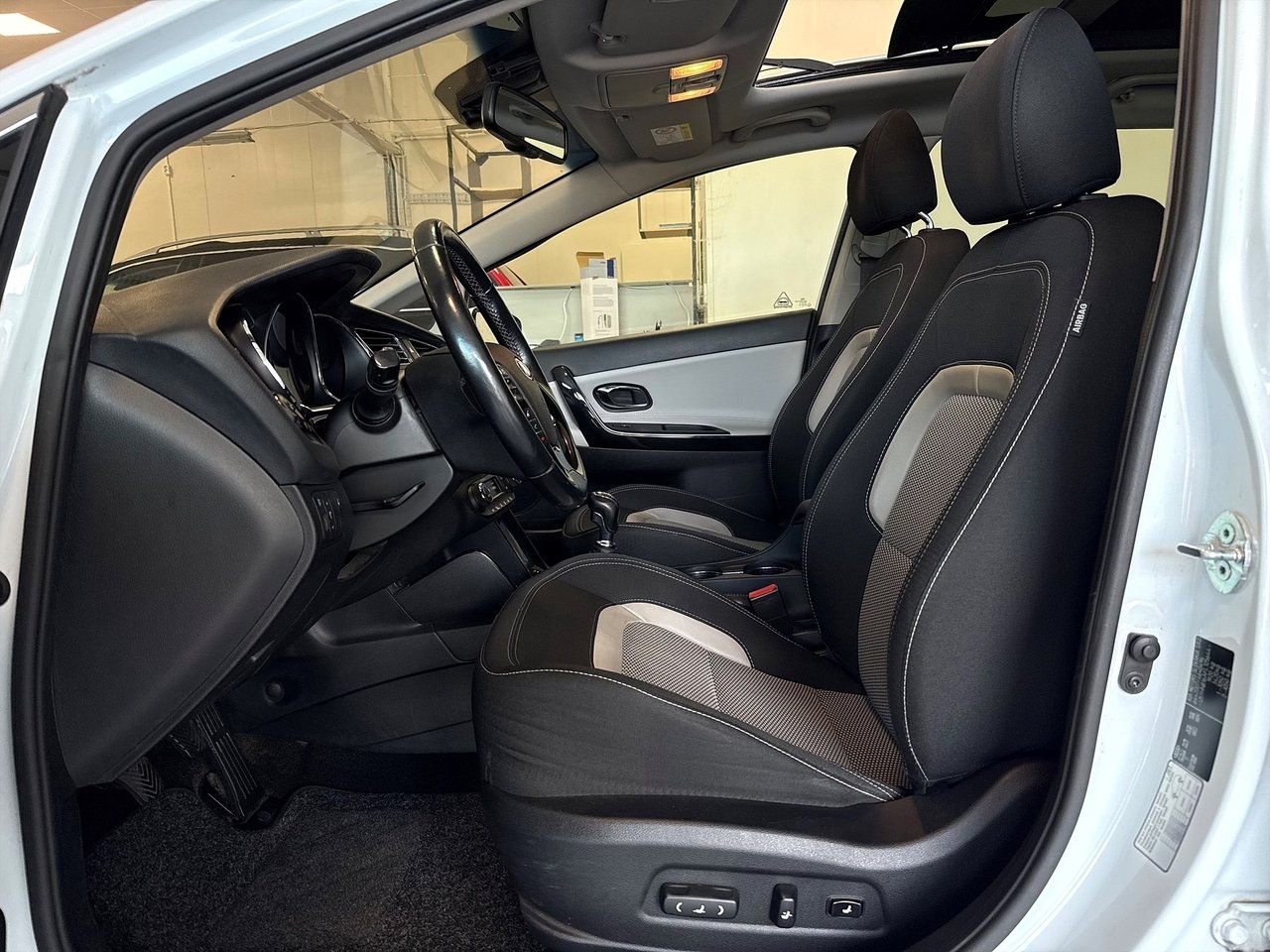 Kia Ceed 2015, bild 4/24