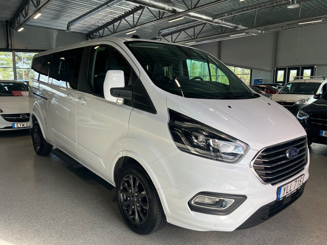 Ford Tourneo Custom