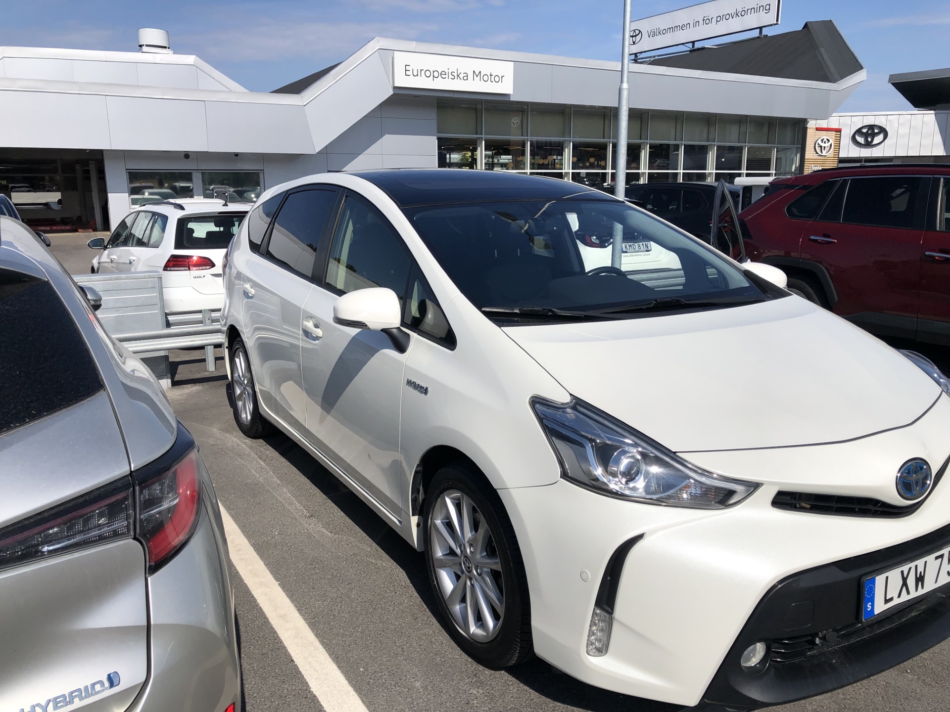 Toyota Prius+ Hybrid CVT 2015, bild 2/8