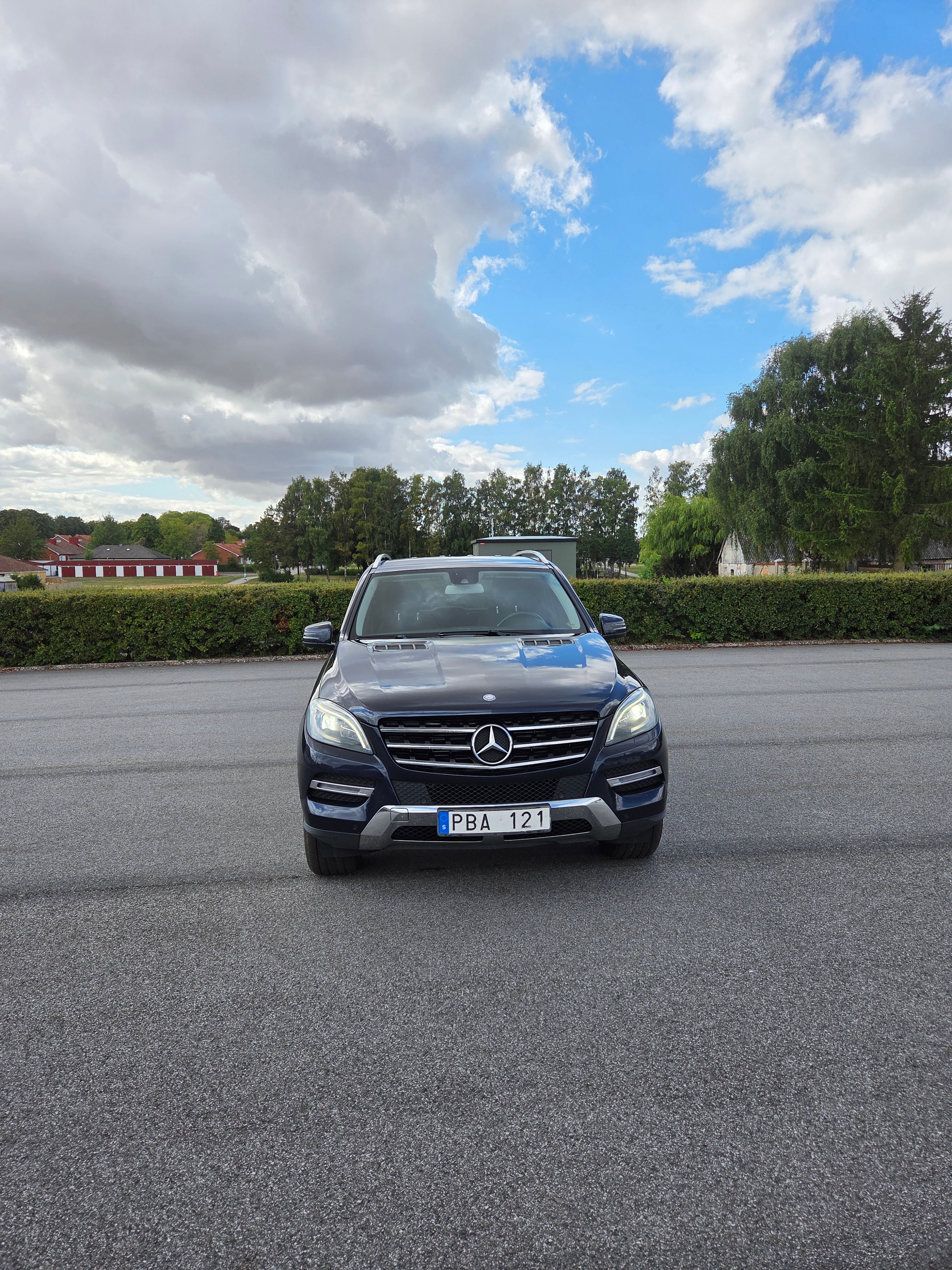 Mercedes-Benz ML 2014, bild 2/10