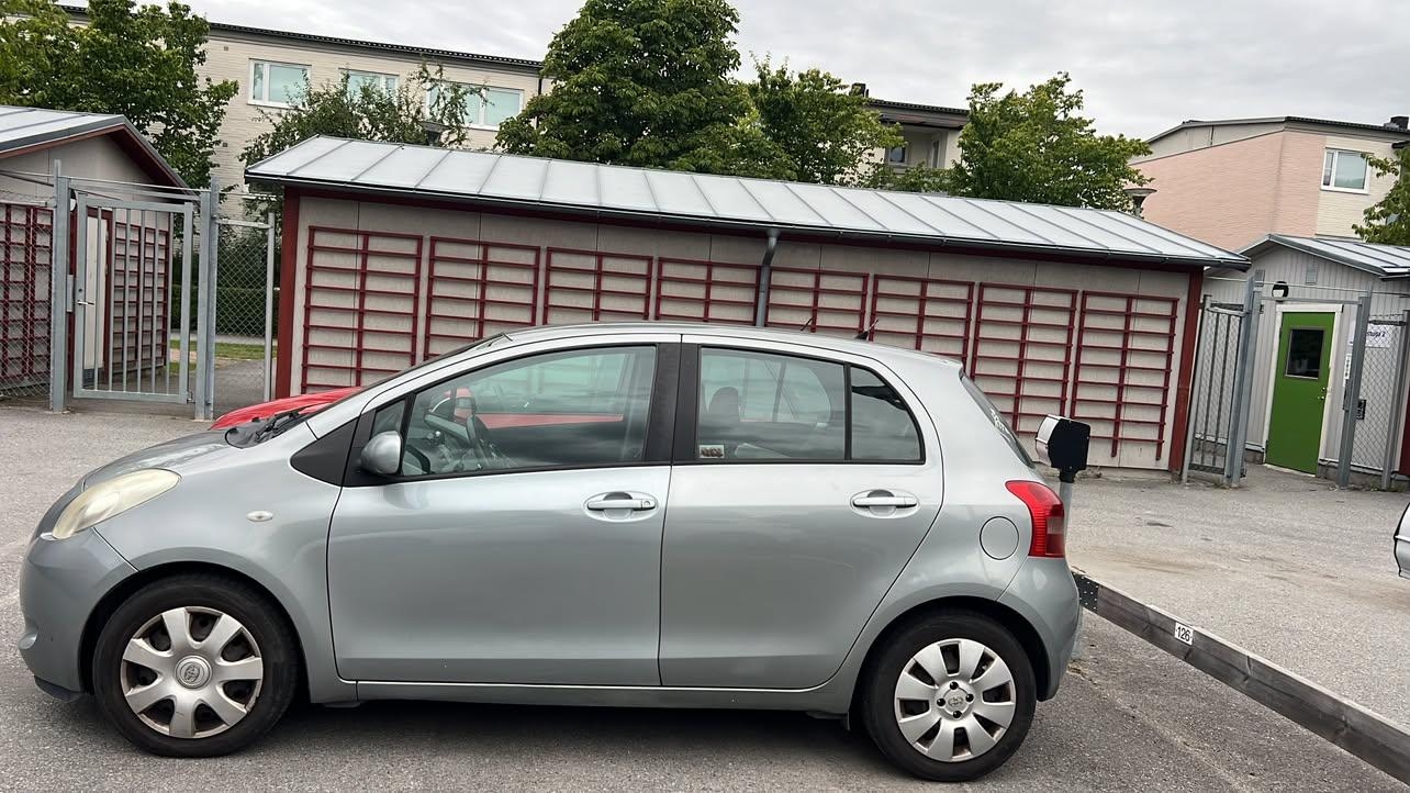 Toyota Yaris 2006, bild 4/4