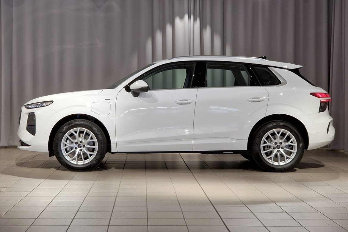 Audi Q3 SUV E-HYBRID 200 KW S TRONIC 2026, bild 2/10