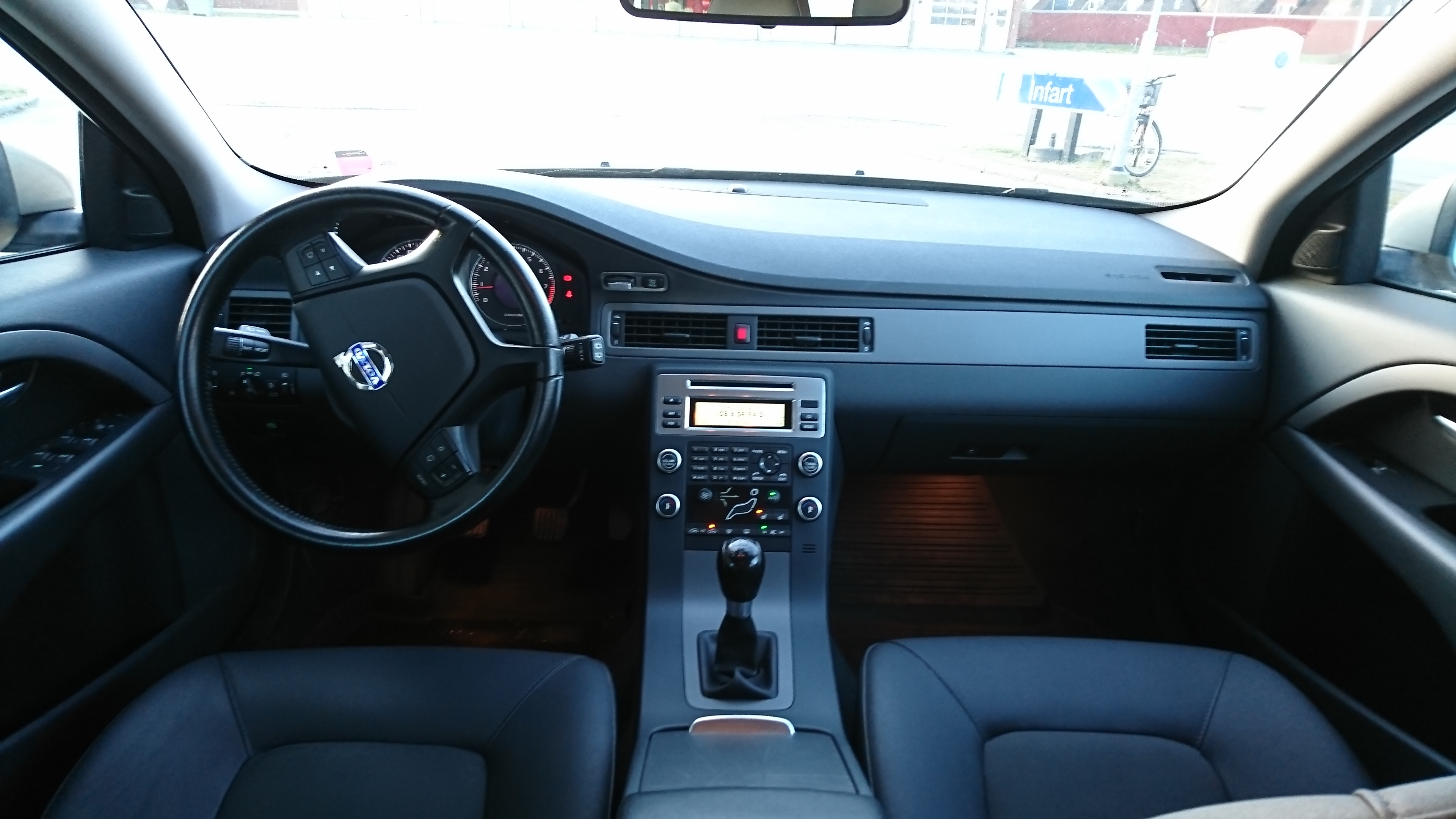 Volvo V70 2.0F Manuell 2010, bild 5/7