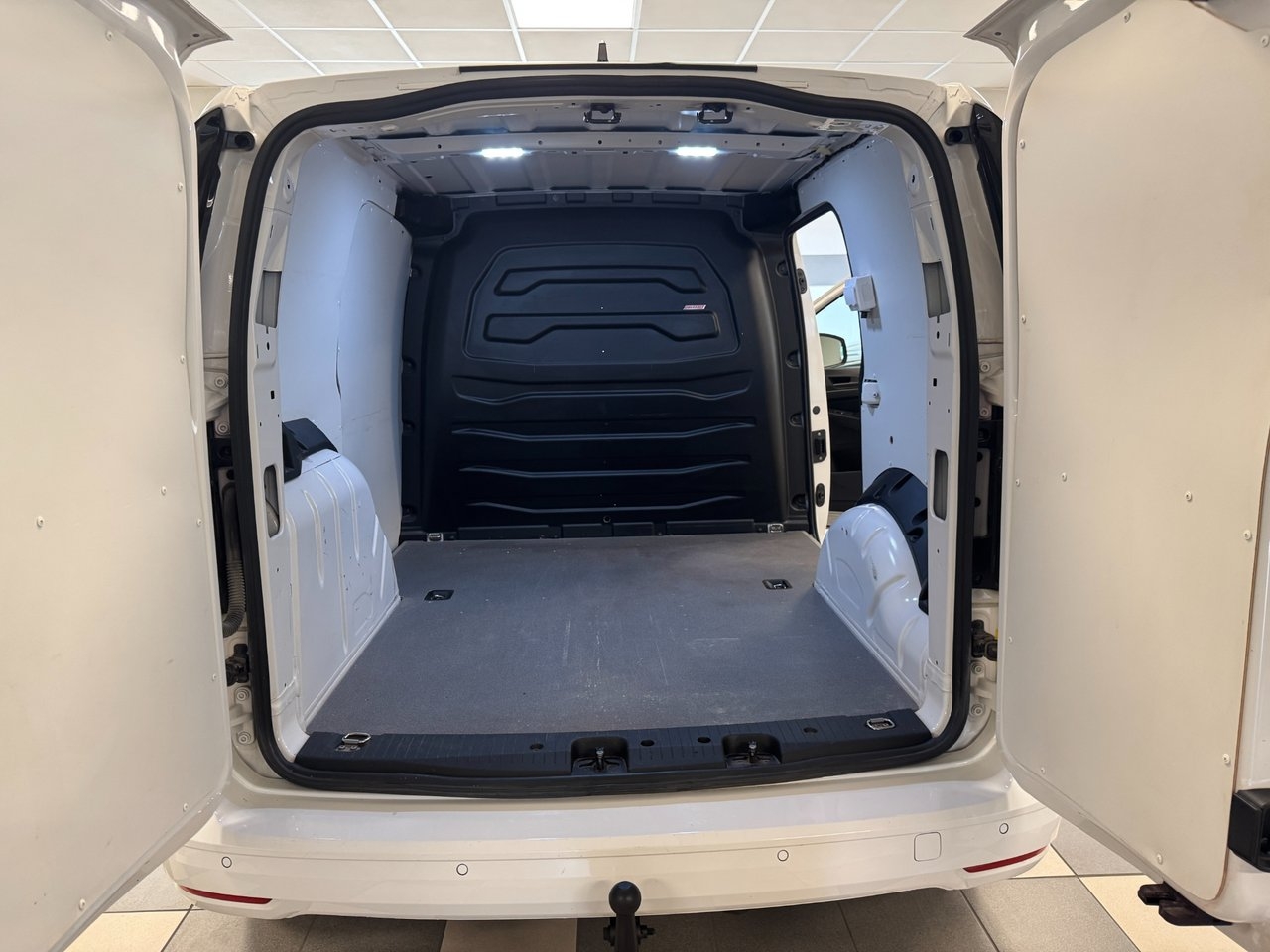 Volkswagen Caddy 2022, bild 6/10