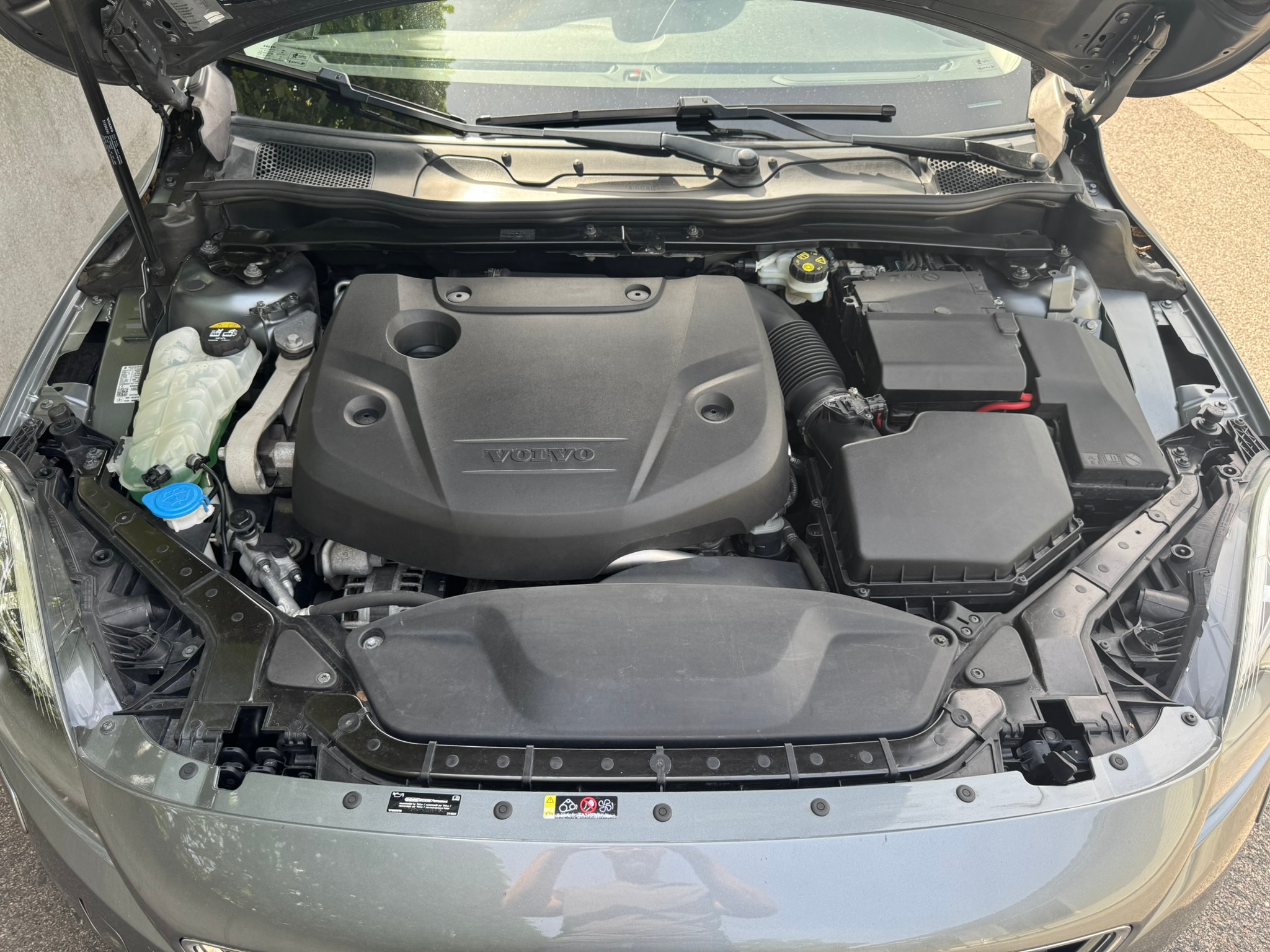 Volvo V40 2016, kuva 7/8
