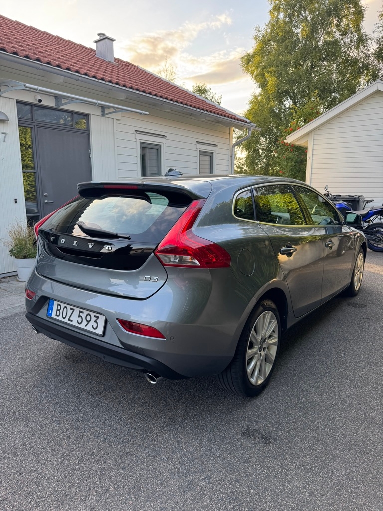 Volvo V40 2016, kuva 3/8