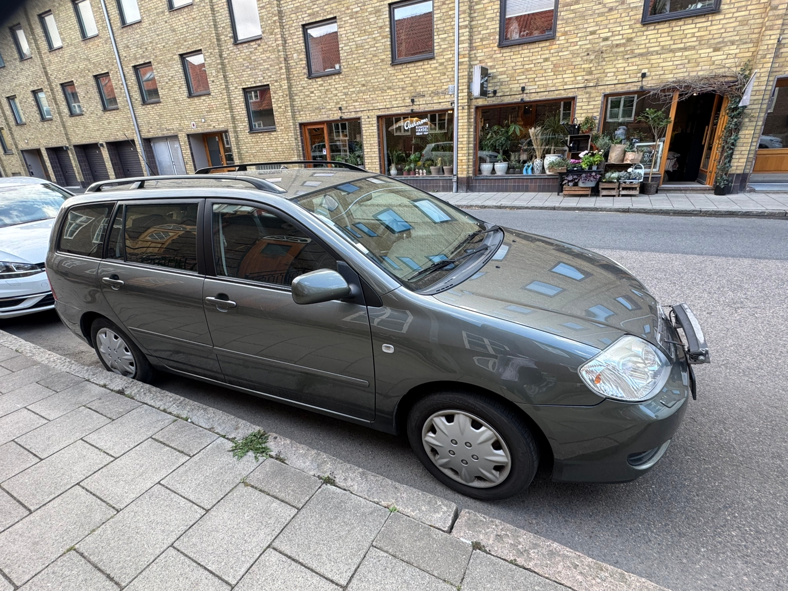 Toyota Corolla Kombi 1.6 VVT-i Manuell 2006, kuva 7/9