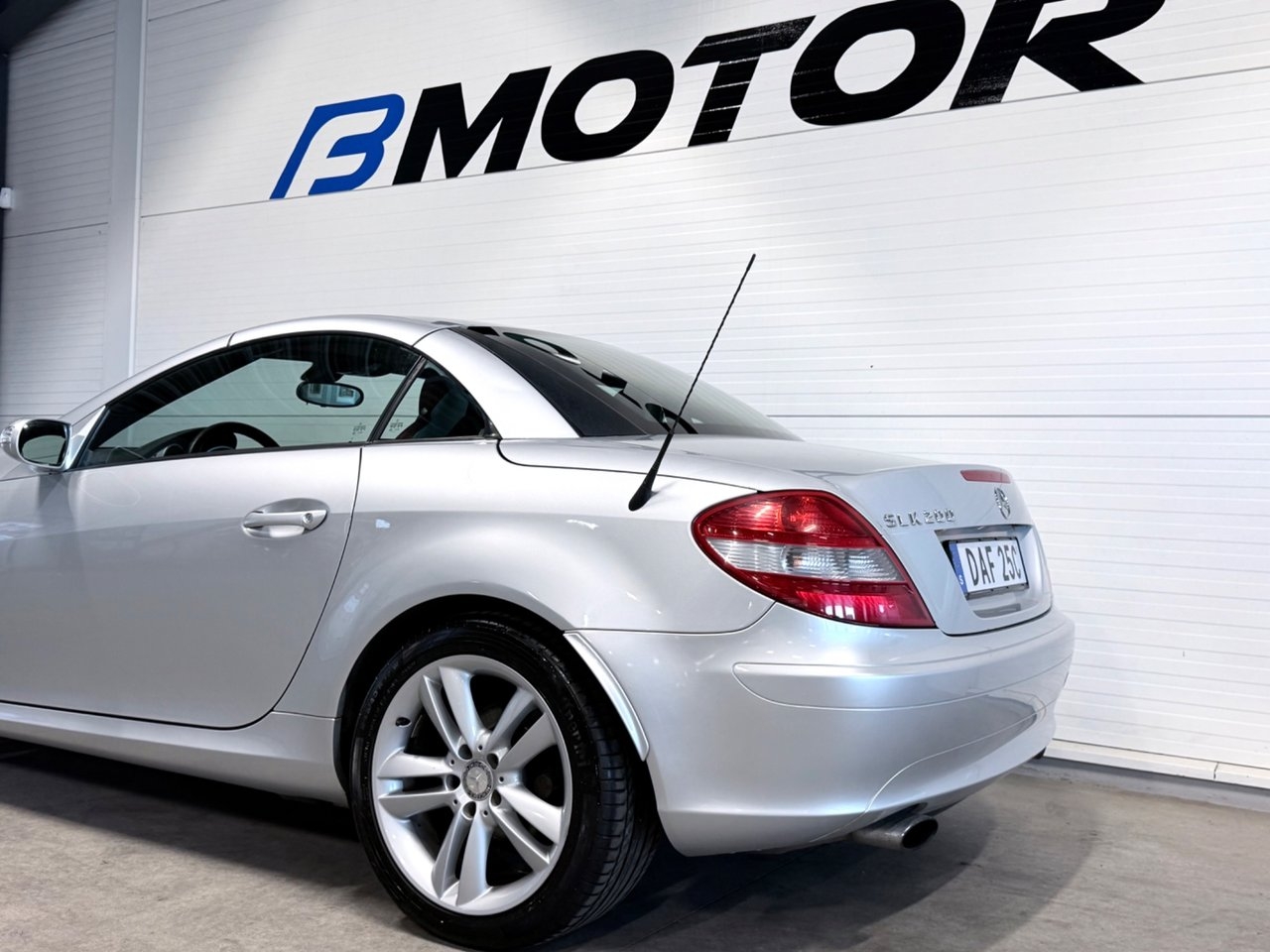 Mercedes-Benz SLK 2005, photo 6/10