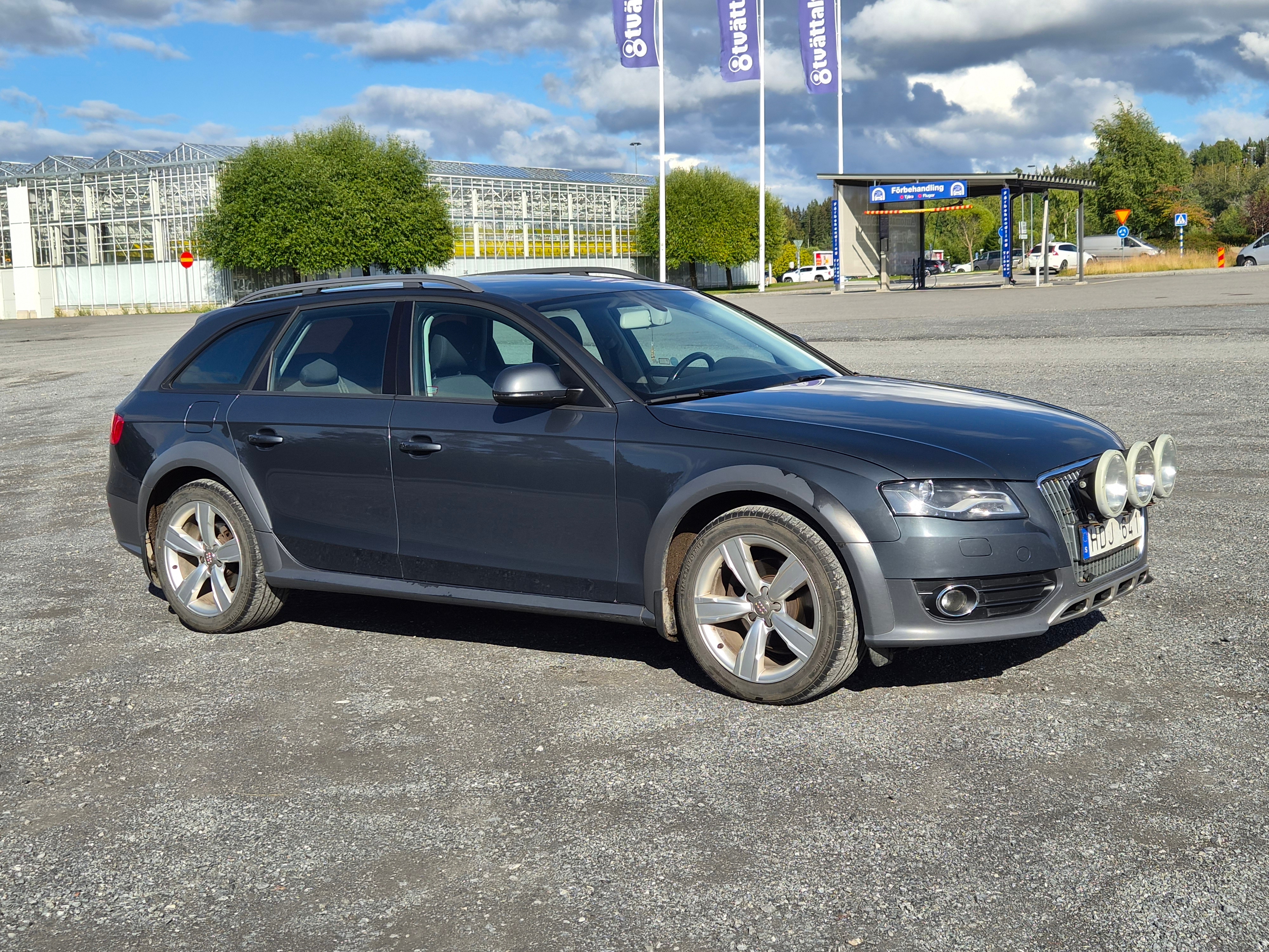 Audi A4 allroad 2010, photo 3/10