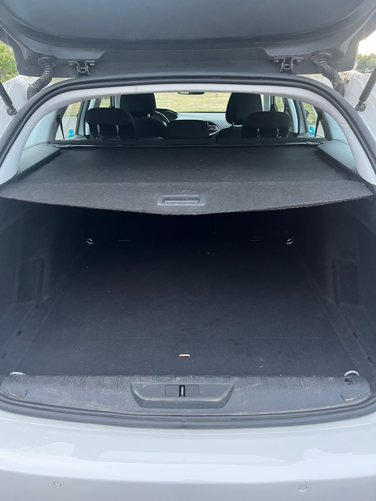 Peugeot 308 2016, bild 6/10