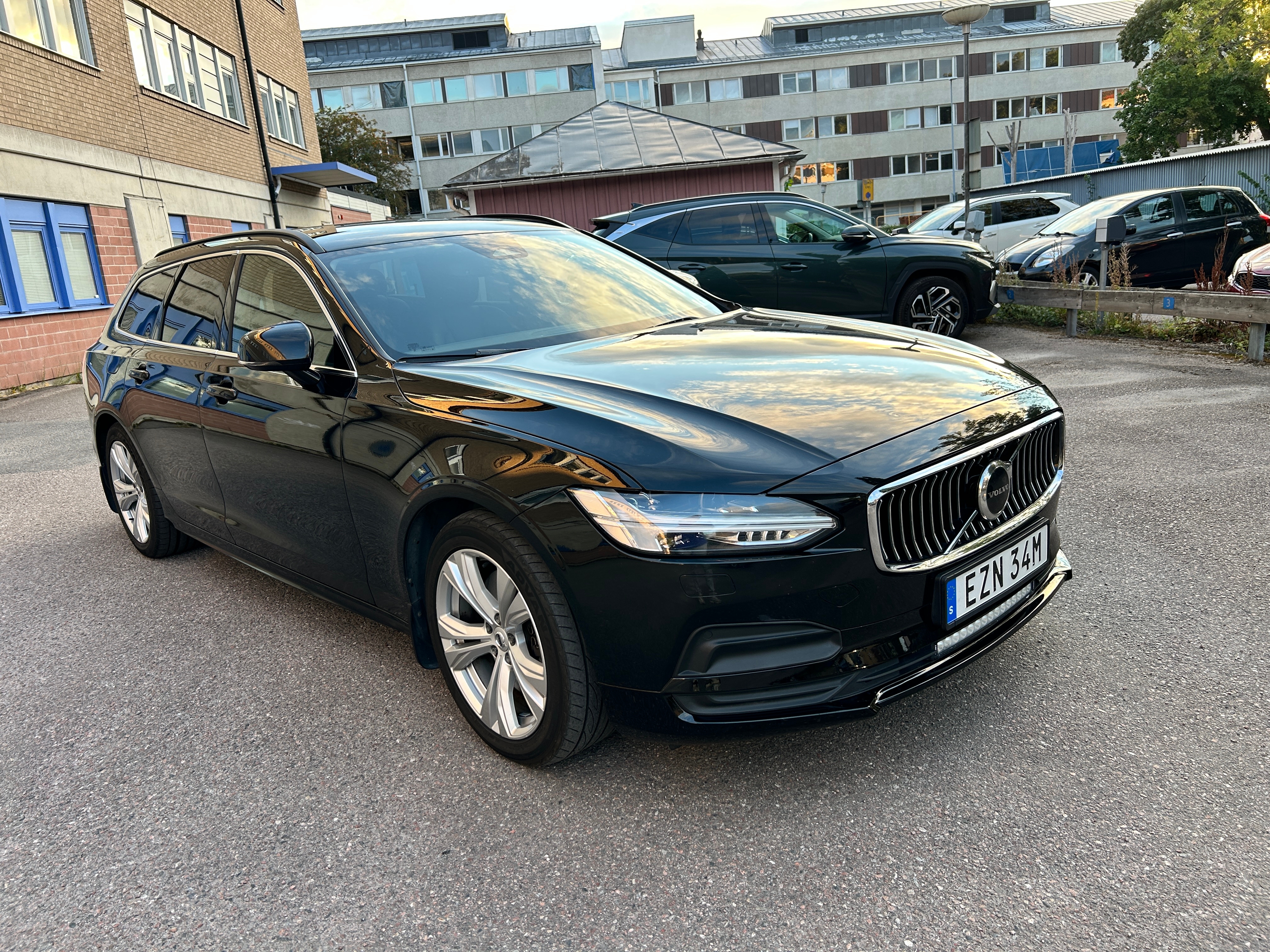 Volvo V90