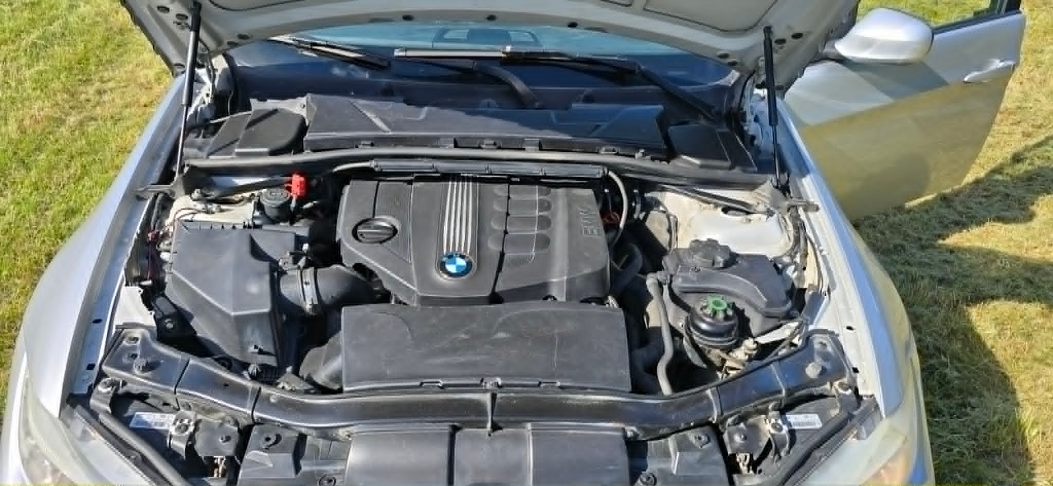 BMW 320 d xDrive Touring Automatisk 2011, bild 2/7