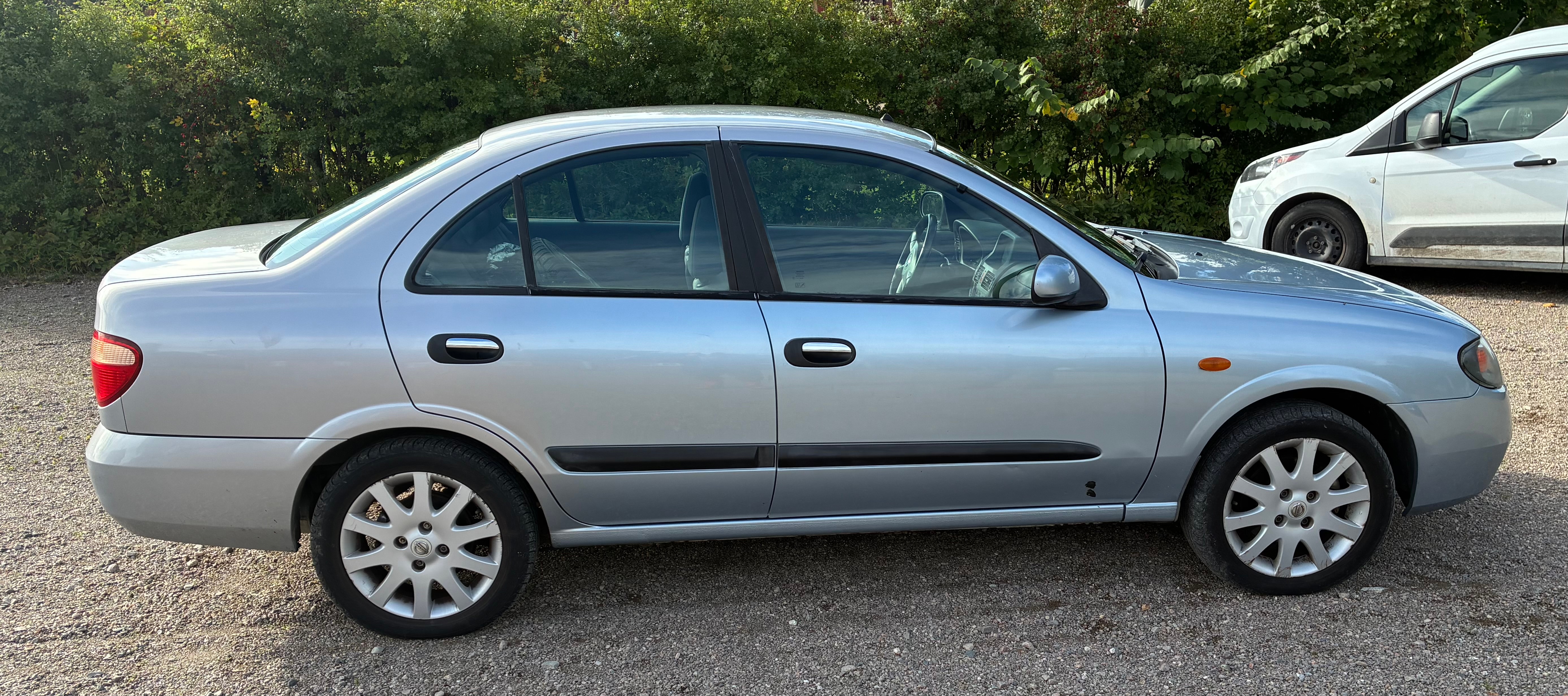 Nissan Almera Sedan 1.8 Manuell 2004, bild 5/11