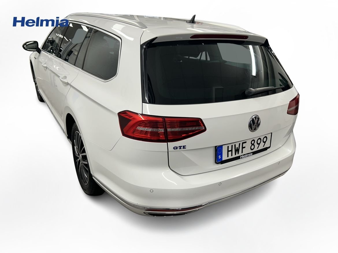 Volkswagen Passat Variant GTE 2017, bild 6/9
