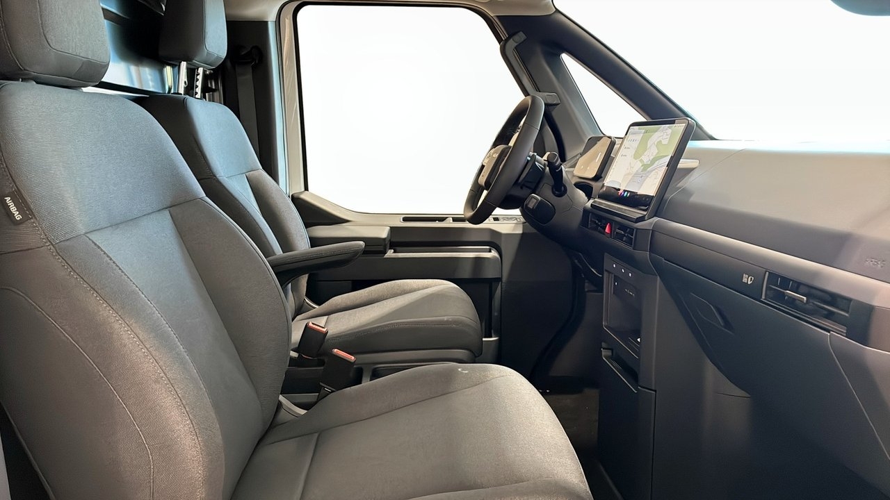 Kia PV5 CARGO 4DR LONG RANGE 2025, bild 3/10