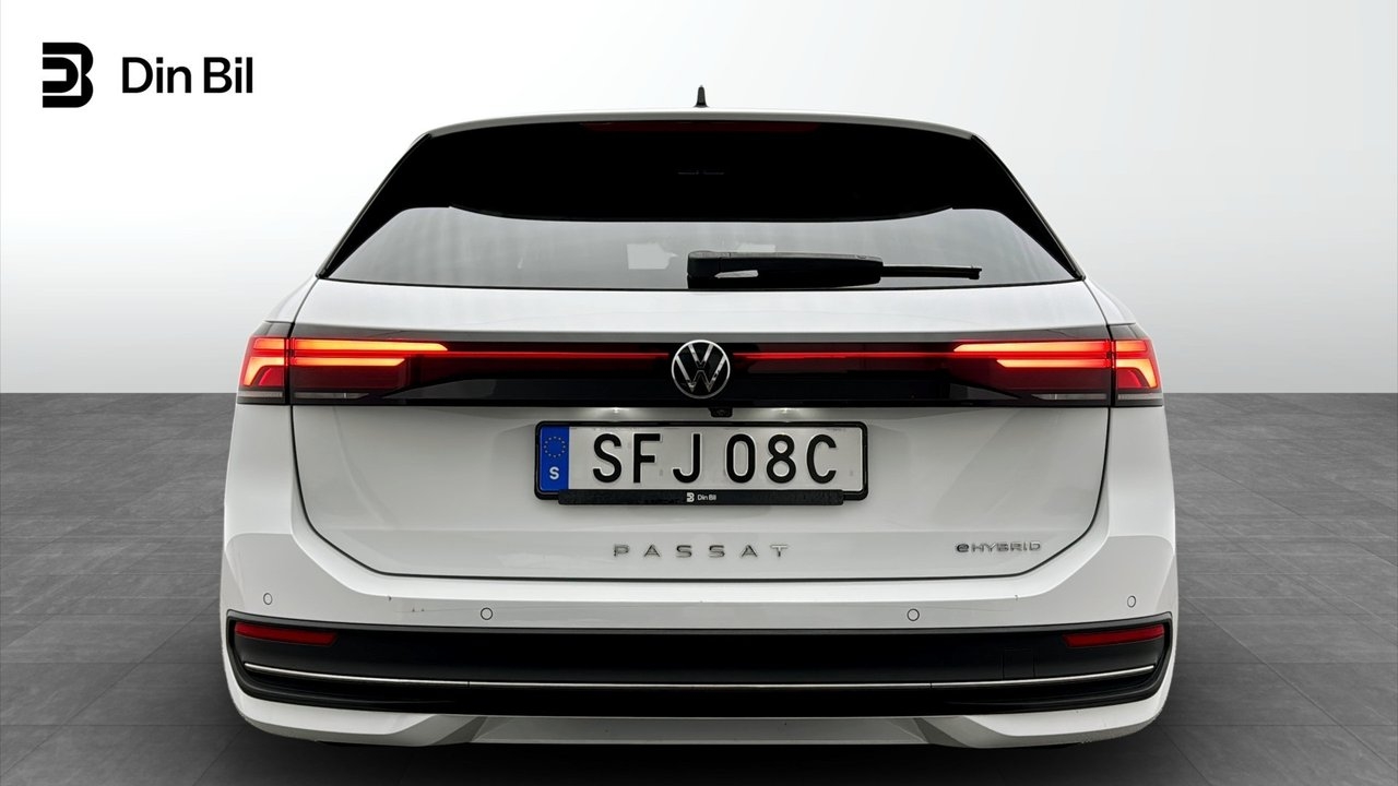 Volkswagen Passat 2025, bild 5/10