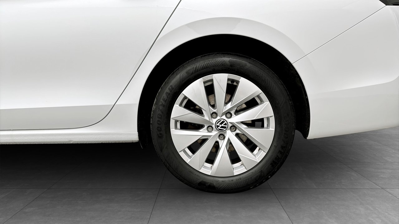 Volkswagen Passat 2025, bild 6/10