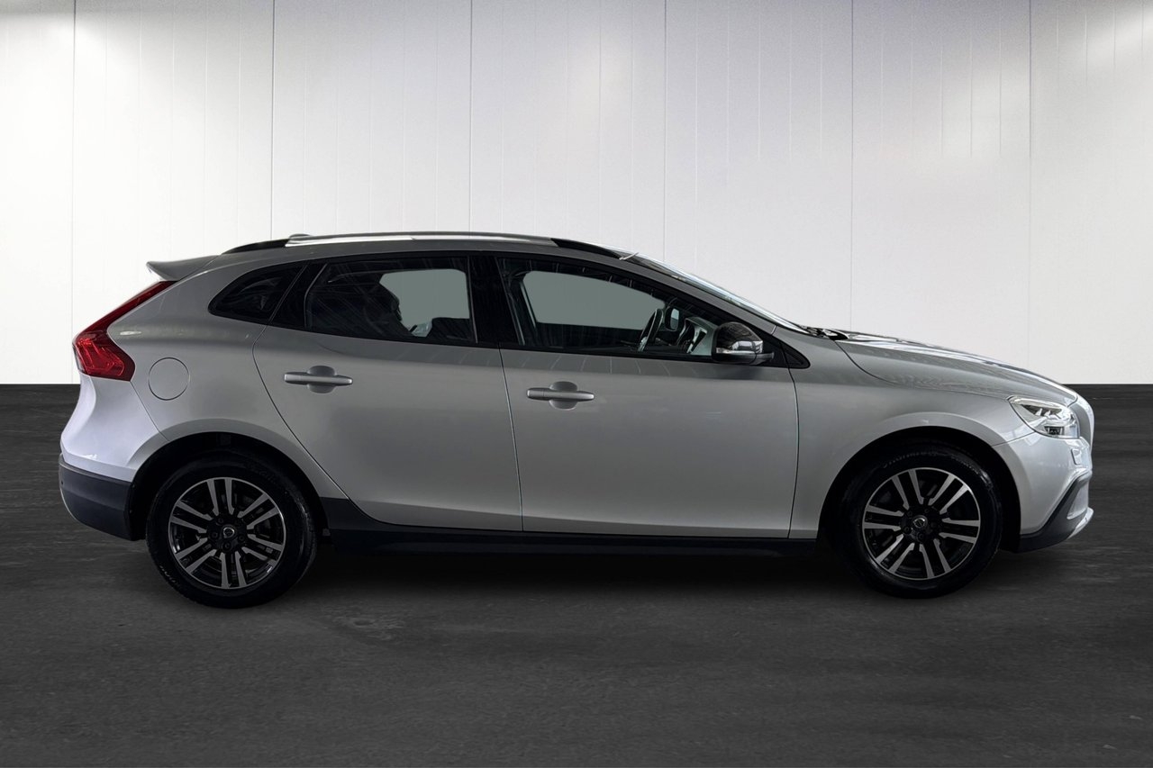 Volvo V40 Cross Country 2018, bild 7/10
