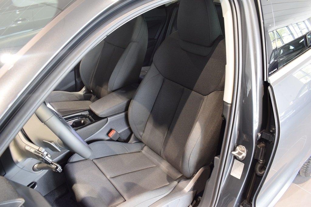 Audi Q3 Sportback e-hybrid 272hk 2026, bild 6/10