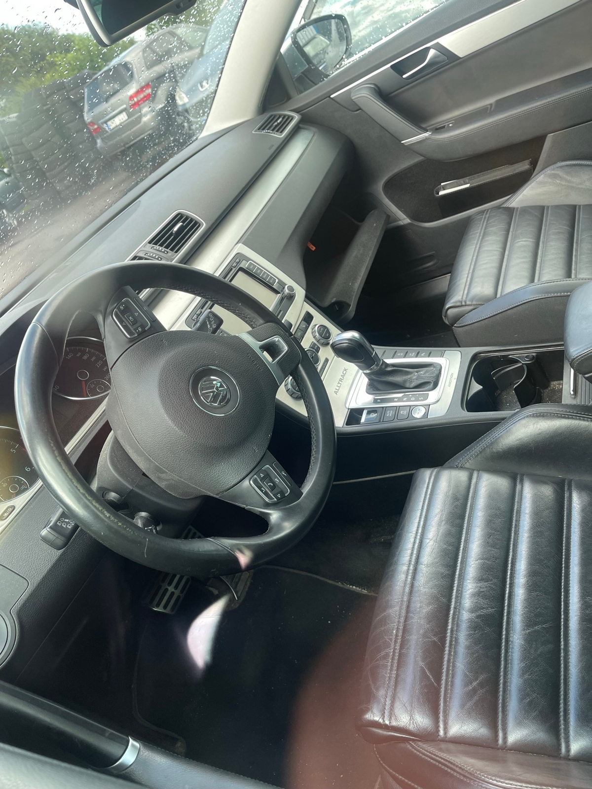 Volkswagen Passat 2013, bild 3/5