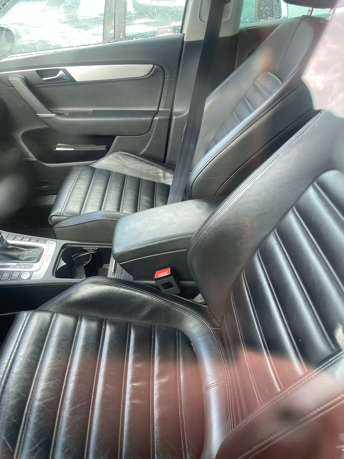 Volkswagen Passat 2013, bild 4/5