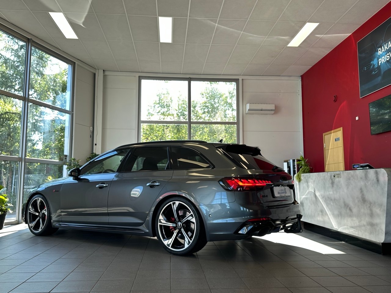 Audi RS4 2.9 TFSI V6 Quattro 2022, bild 5/10