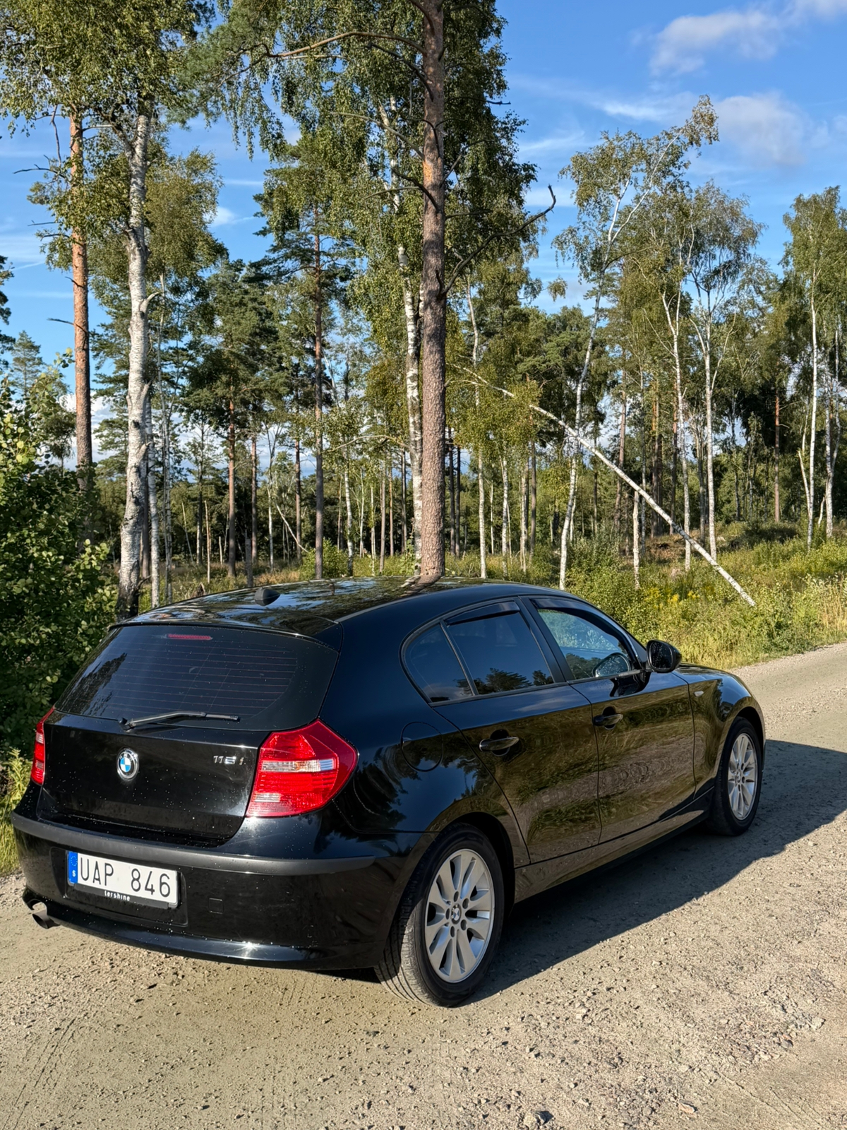 BMW 116 i 5-dörrars Manuell 2011, bild 3/4