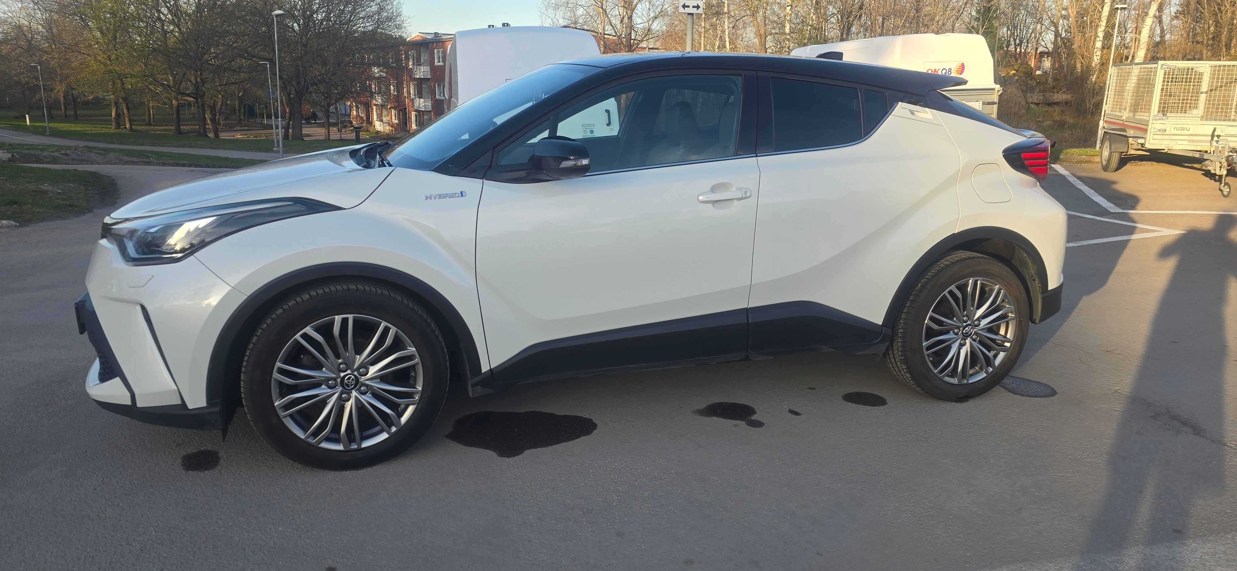 Toyota C-HR Hybrid CVT 2021, bild 3/6
