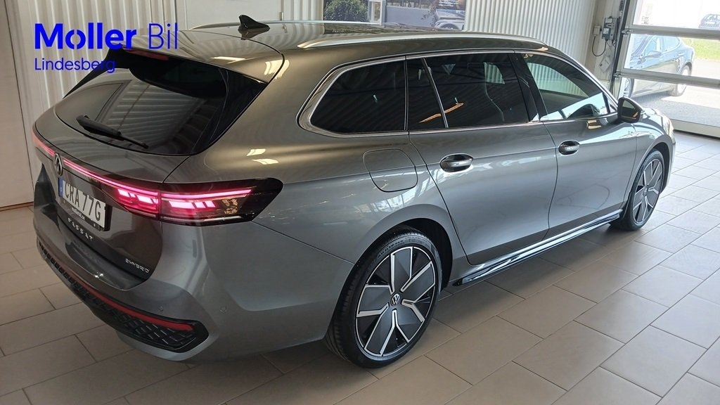 Volkswagen Passat 2025, bild 4/10